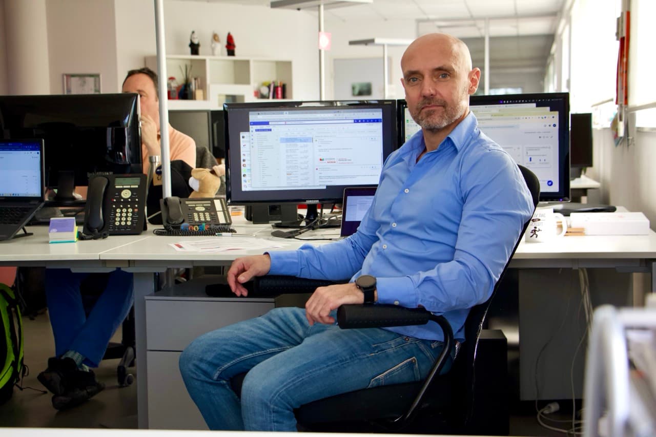 Directeur DARWIN restituant les conclusions d’un audit SEO