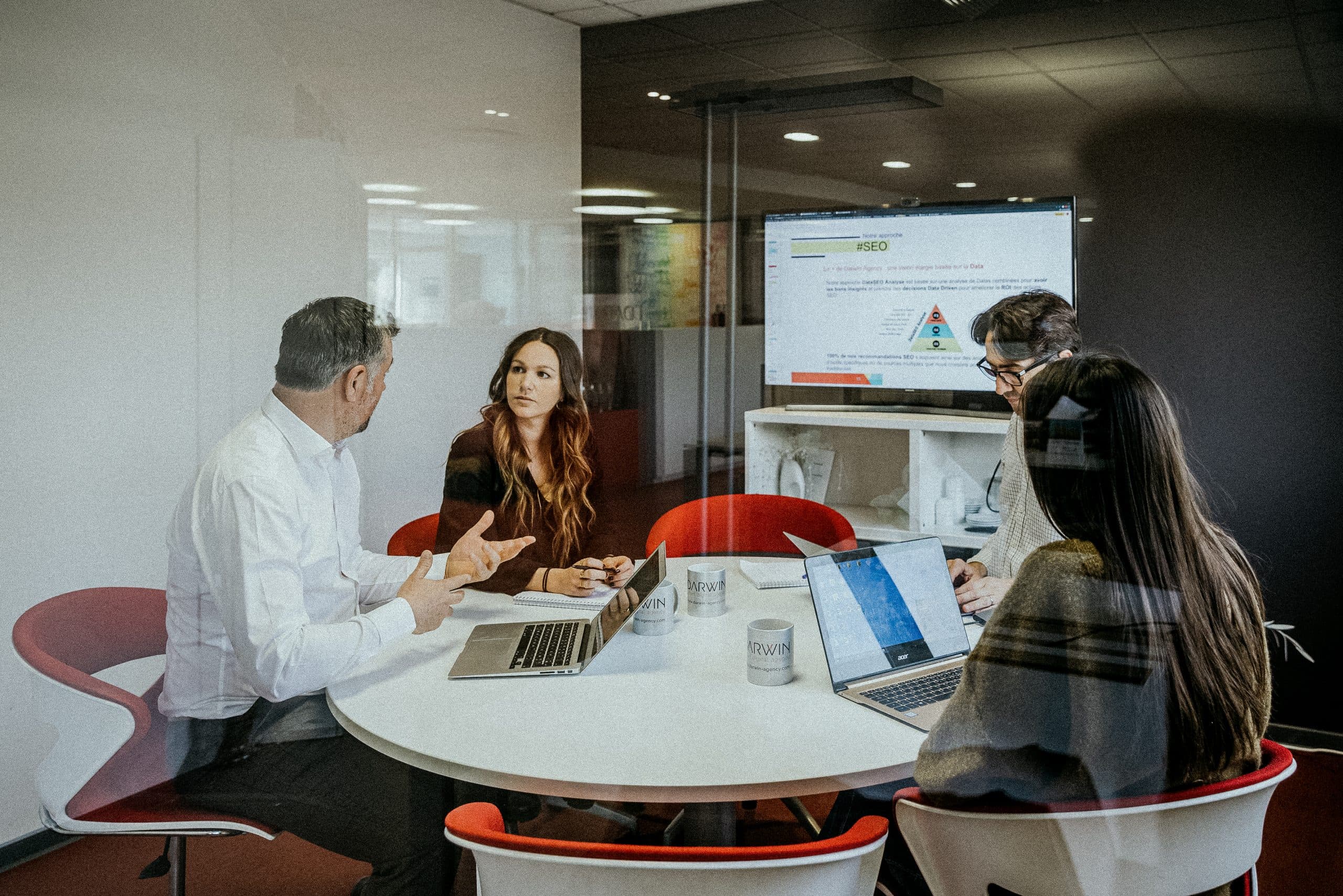 Atelier de cadrage chez DARWIN, la séance qui réunit les équipes marketing, commerciales et techniques pour lister les décisions à prendre dans les six mois